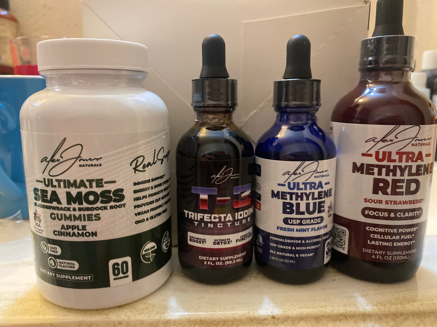 Customer photo review of The Ultra Methylene Red - Sour Strawberry (120ML) (30 Servings)