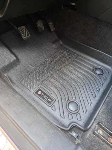 Customer photo review of (PREVENTA) Pisos Calce Perfecto Suzuki Grand Nomade (2009 - 2019)