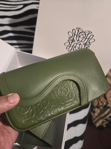 Customer photo review of SL CURVE SHOULDER BAG