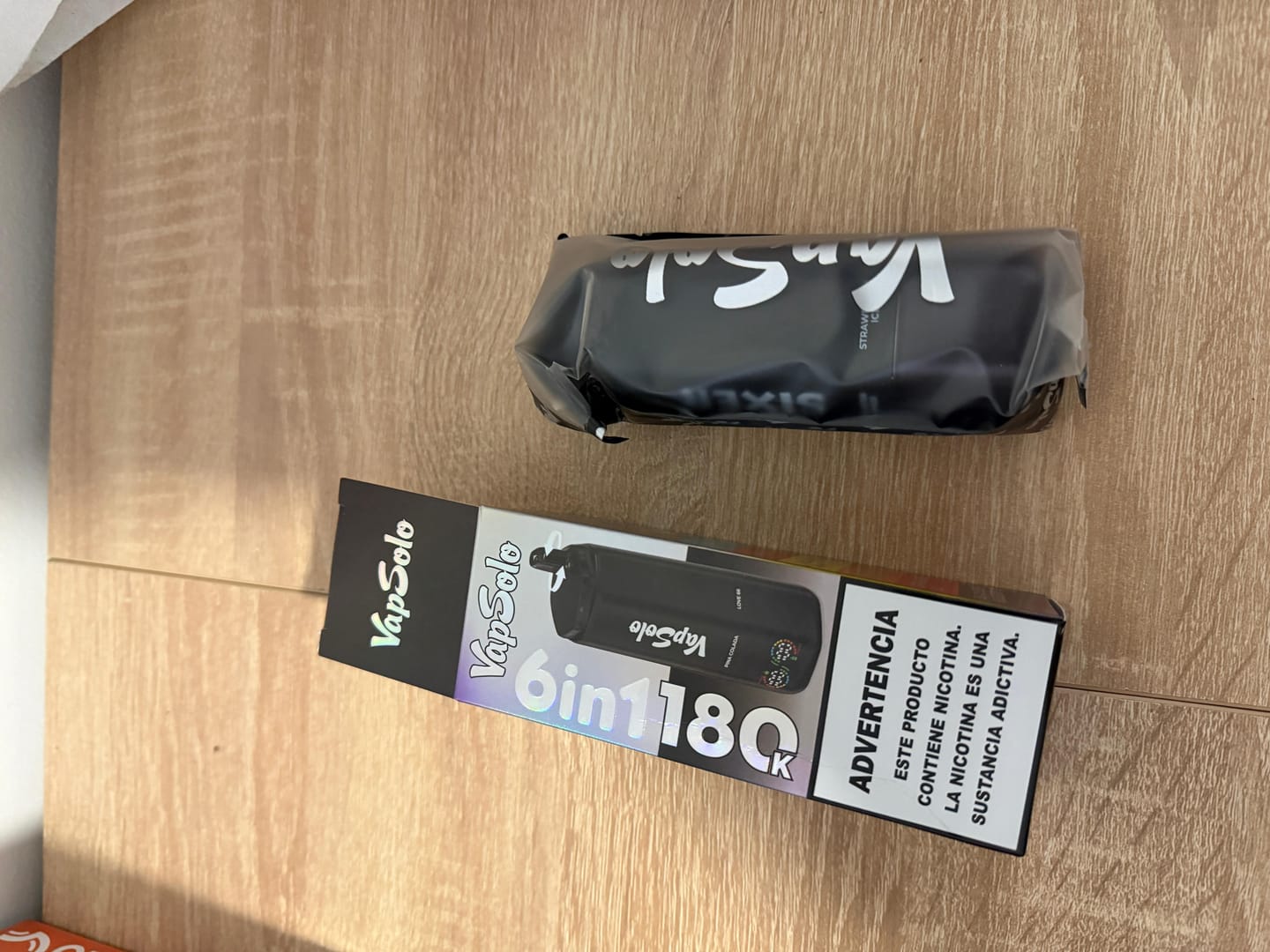 Customer photo review of VAPSOLO SIXER 180k | 6 sabores en 1