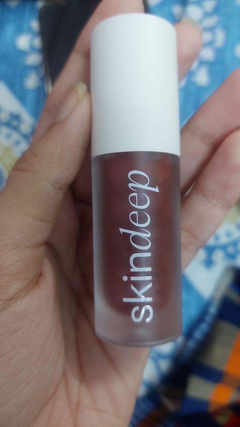 Customer photo review of Gloss POP™ - High-Shine Lip Gloss
