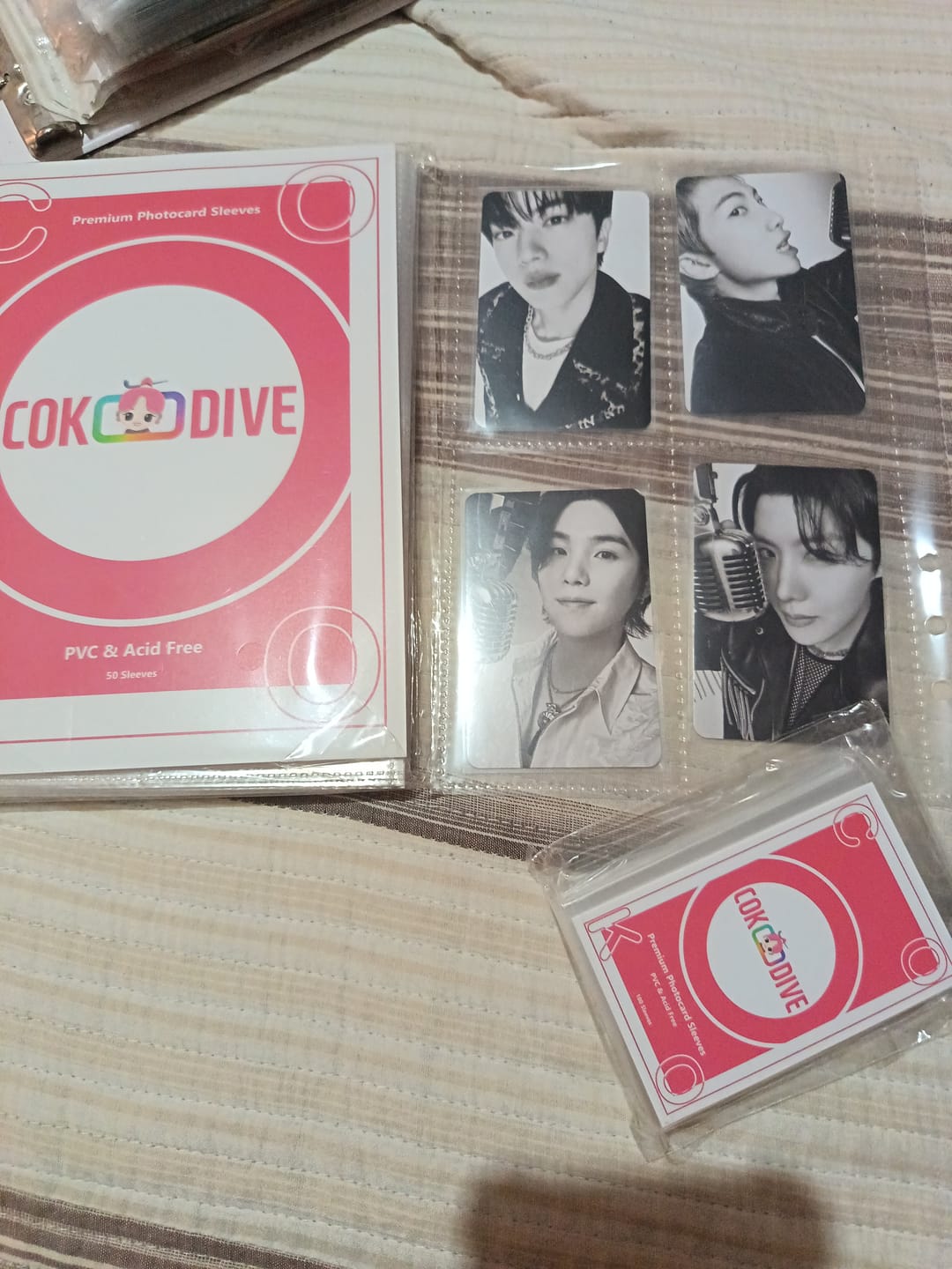 Customer photo review of Premium Photocard Sleeves for K-Pop Fans