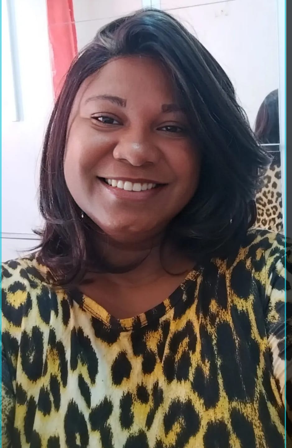 Customer photo review of Lace Front Premium Aurora- Morena Iluminada Suave SP2/4/30