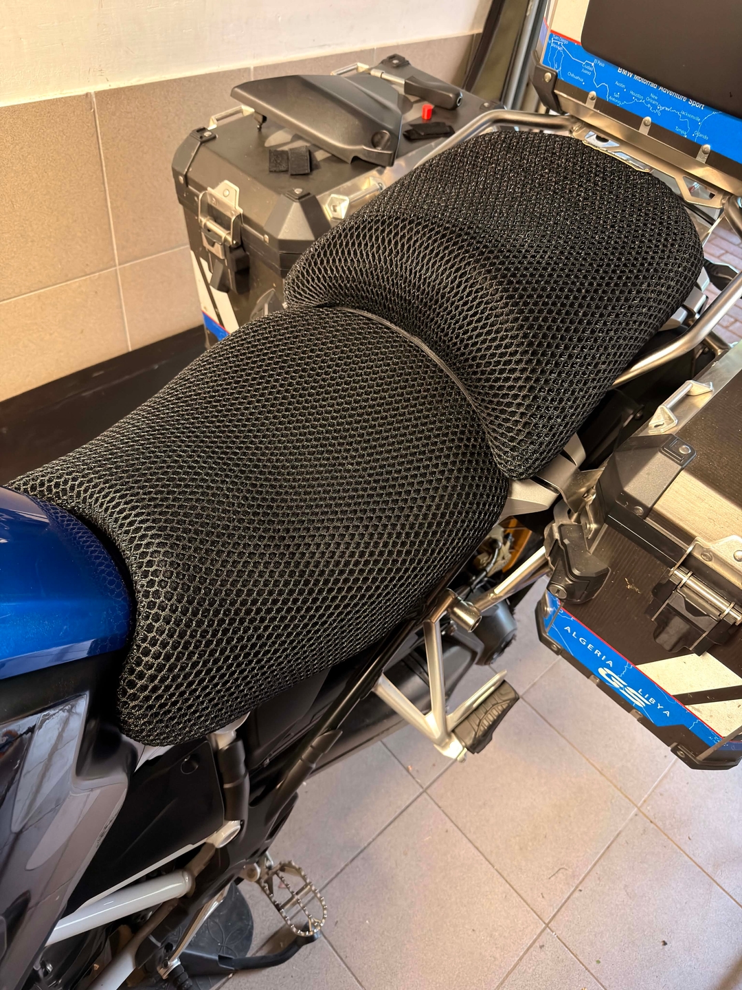 Wind Rider mesh seat cover on a BMW R 1250 GS Adventure
