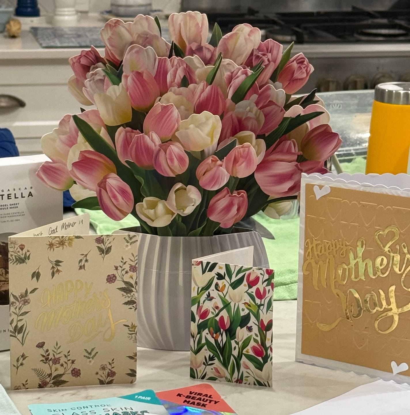Customer photo review of Tulip Kisses Pop-Up Bouquet