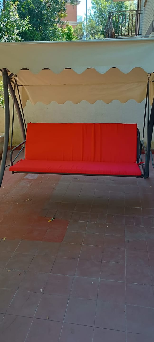Customer photo review of Cuscino Dondolo 3 Posti maxi Cook Sfoderabile con laccetti spessore 5 cm Universale 155x55 cm