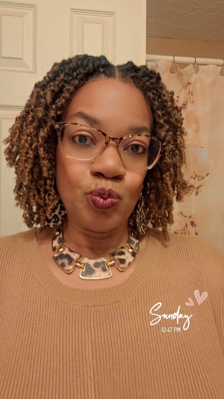 Customer photo review of Chade Magic Lace Braid Wig 13x6 HD Lace Front Wig - YANKY TWIST - MLBY12