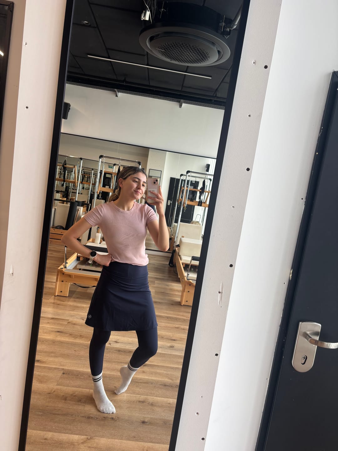 Customer photo review of טייץ חצאית מעל הברך MODEST SKIRTED