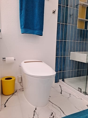 Customer photo review of Bathroom Bin 4.5L - Lemon