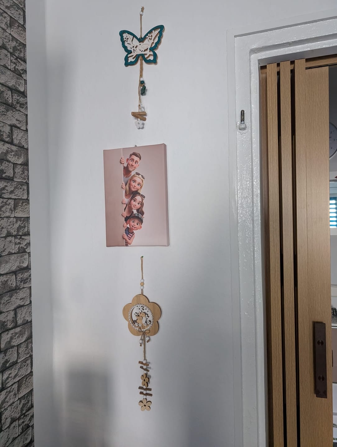 Customer photo review of Personalisierte Leinwand - Animiert hinter der Wand