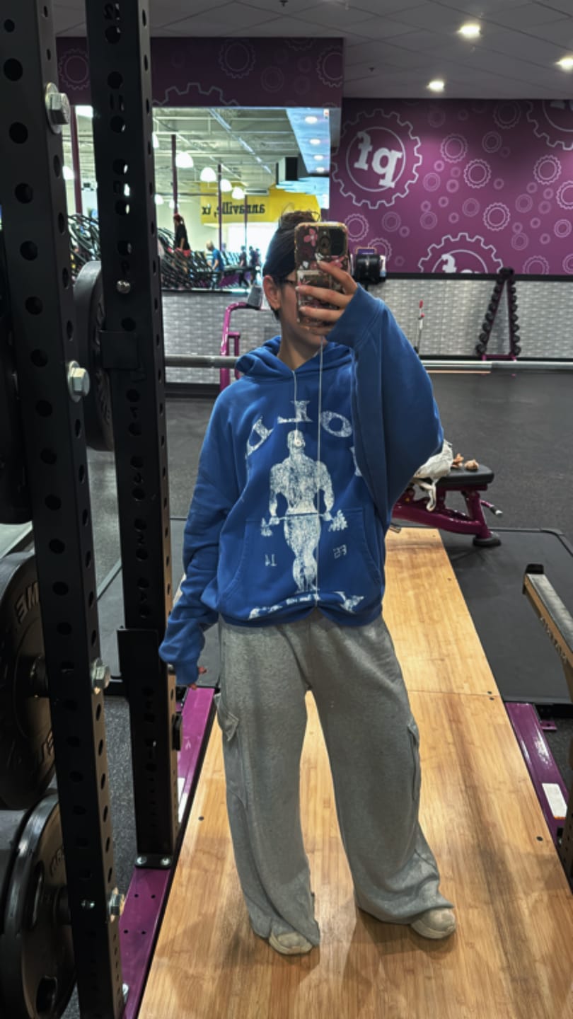 Customer photo review of 5161 - Golds Gym Classic Pullovers