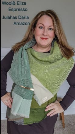 Customer photo review of DARIA Cape Amazon