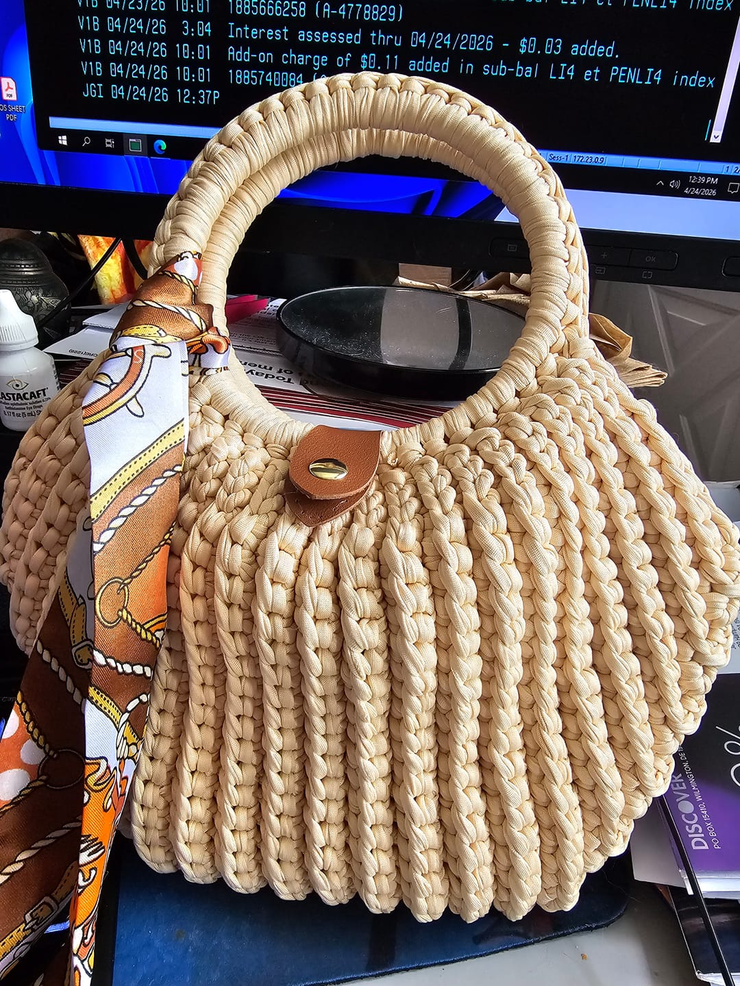 Customer photo review of CrochetPark™ Shell crochet Handbag DIY Kit