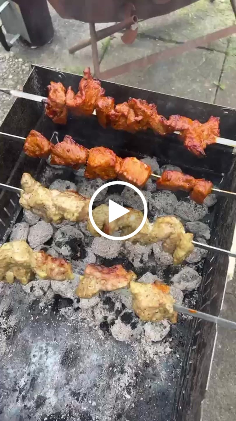 Customer video review of Schweine-Schaschlik Knoblauch-Pfeffer – würzig & traditionell | mySchaschlik