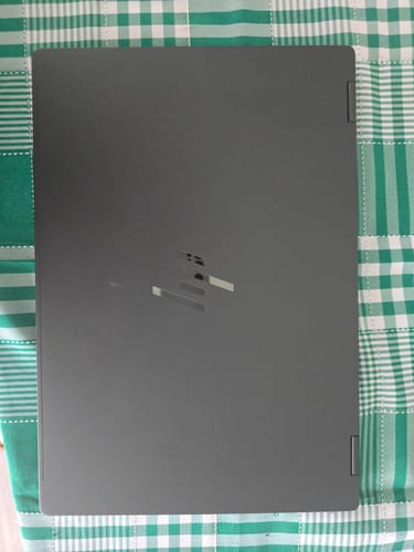 Customer photo review of Laptop HP OmniBook X Touchscreen Intel Core Ultra 7 258V - 32 GB RAM - 2 TB SSD - 14" Intel Arc 140V - Eclipse Gray - B5UH2UA#ABA