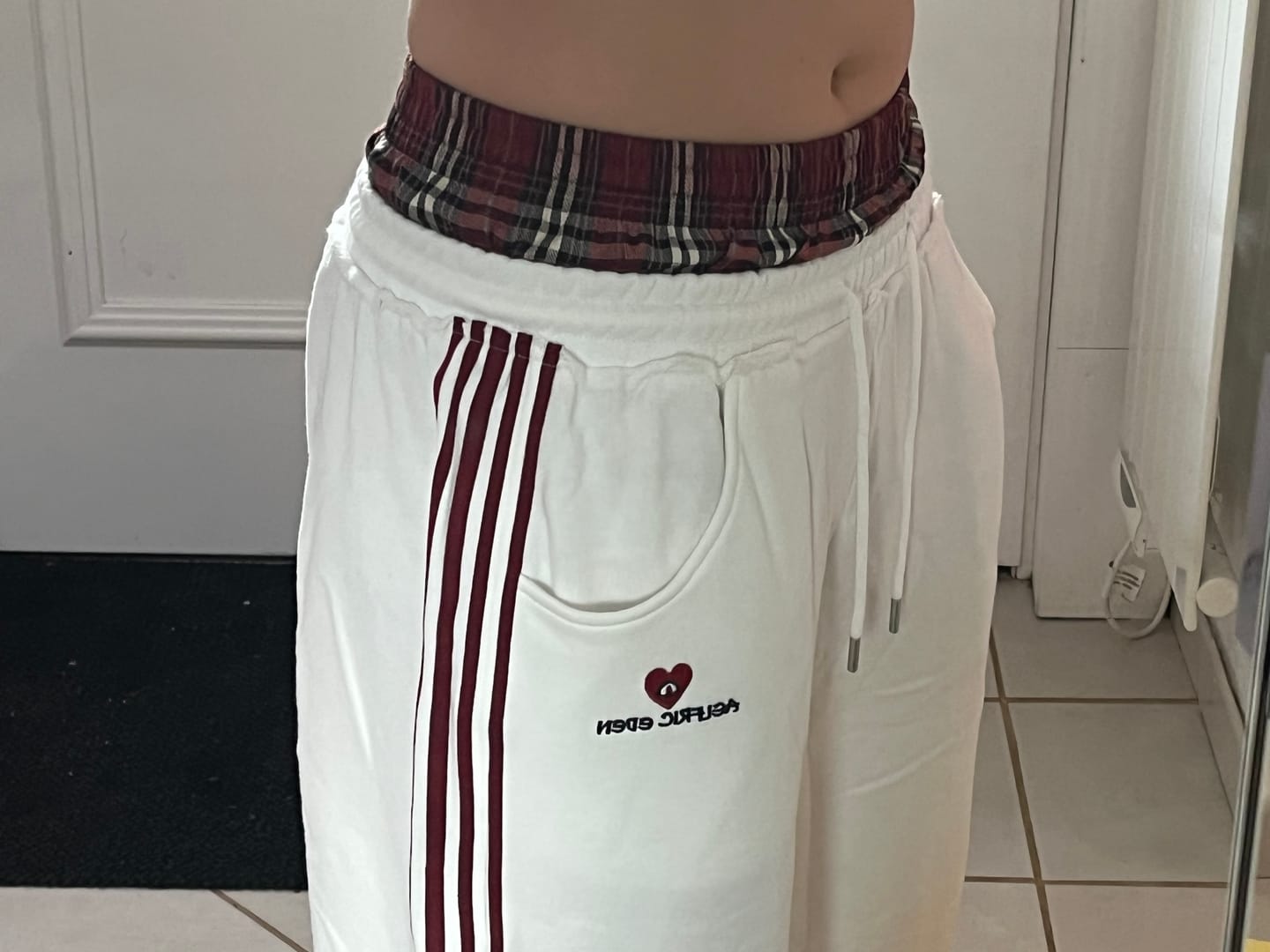 Customer photo review of Aelfric Eden Double Waist Baggy Sweatpants