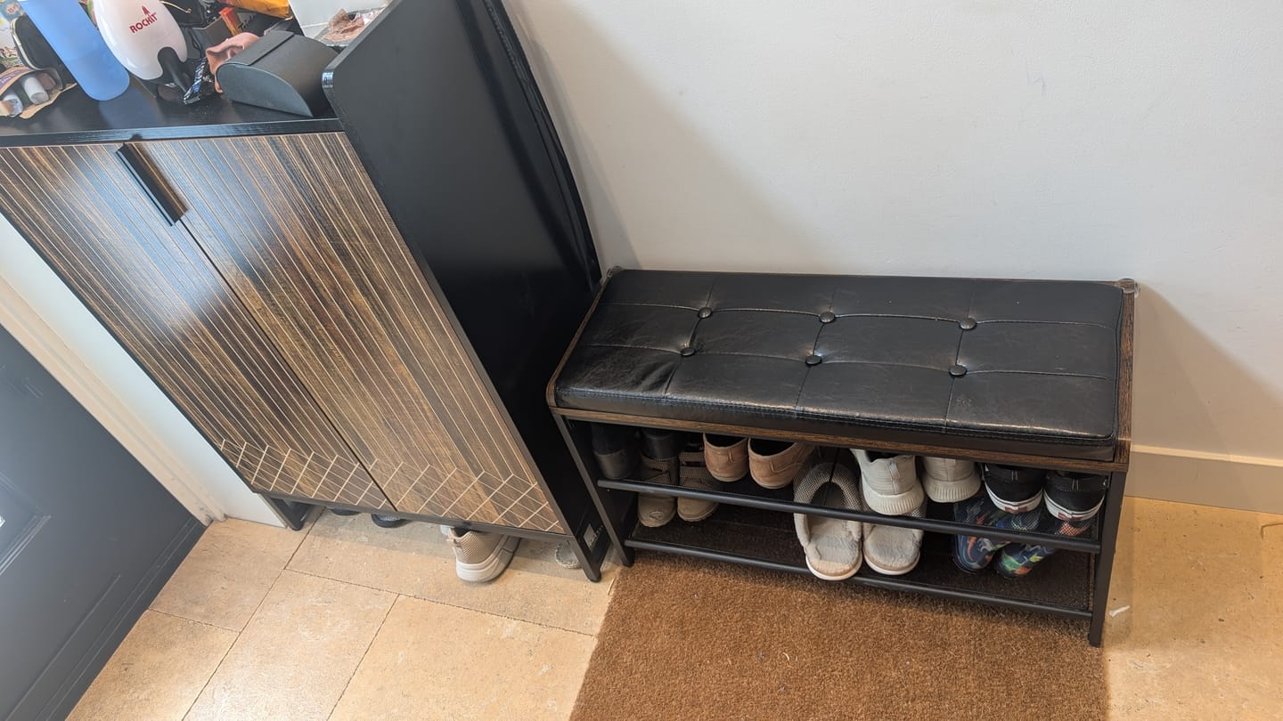 Customer photo review of Schoenenrek industrieel met bank | Houtlook en Staal | 80x30x48cm