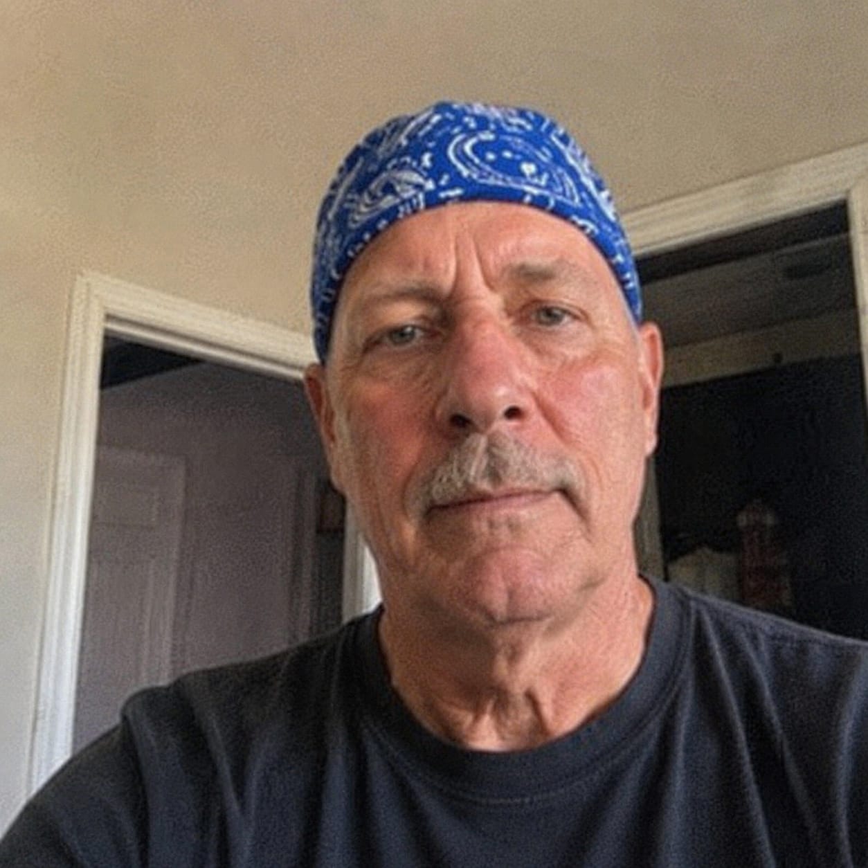 Customer photo review of GRAXON Essential Bandanas