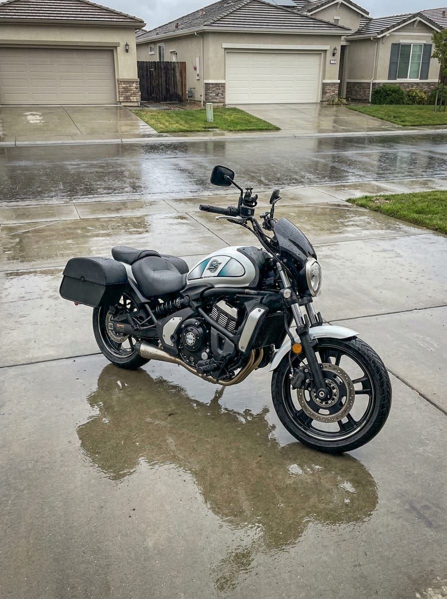 Customer photo review of 28L - Panzer Medium Hard Mount Kawasaki Vulcan S VN650 Motorcycle Saddlebags