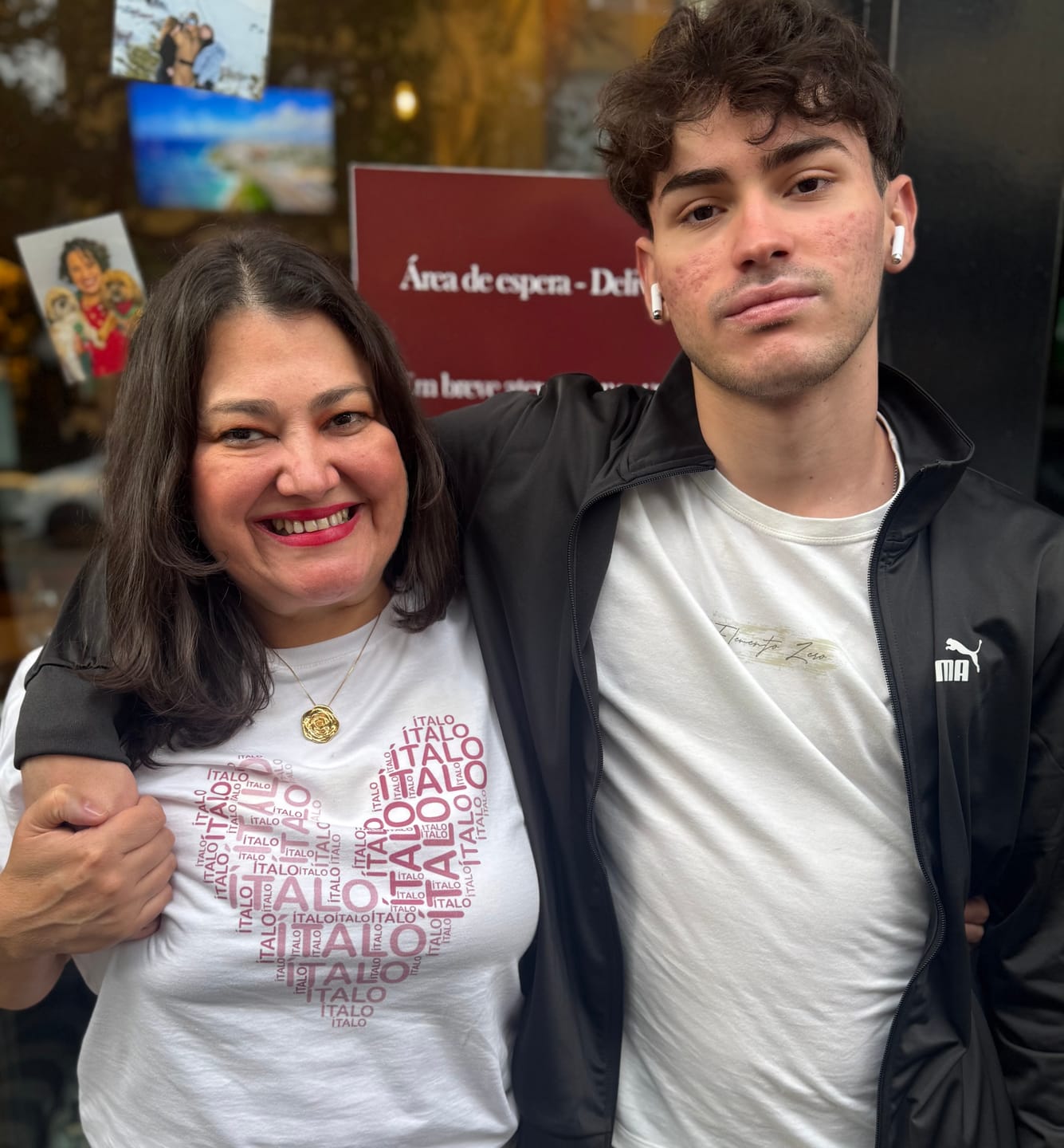 Customer photo review of Camiseta Personalizada CORAÇÃO DE PALAVRAS - Algodão 100%