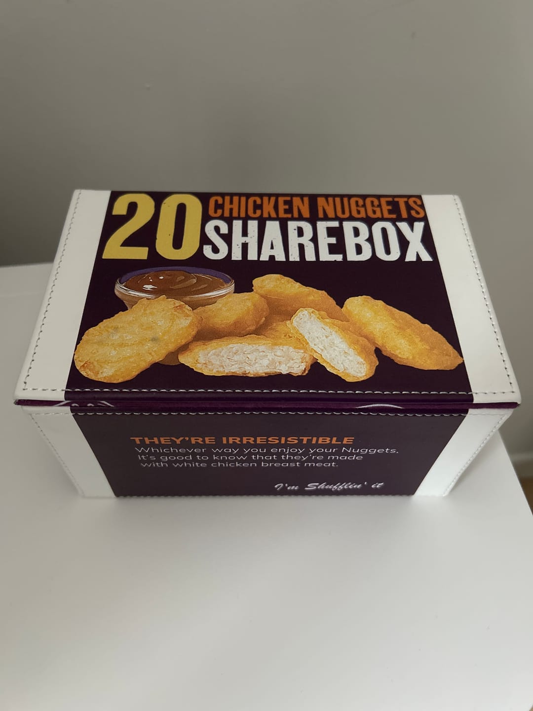 Customer photo review of 20 Chicken Nuggets Deckbox