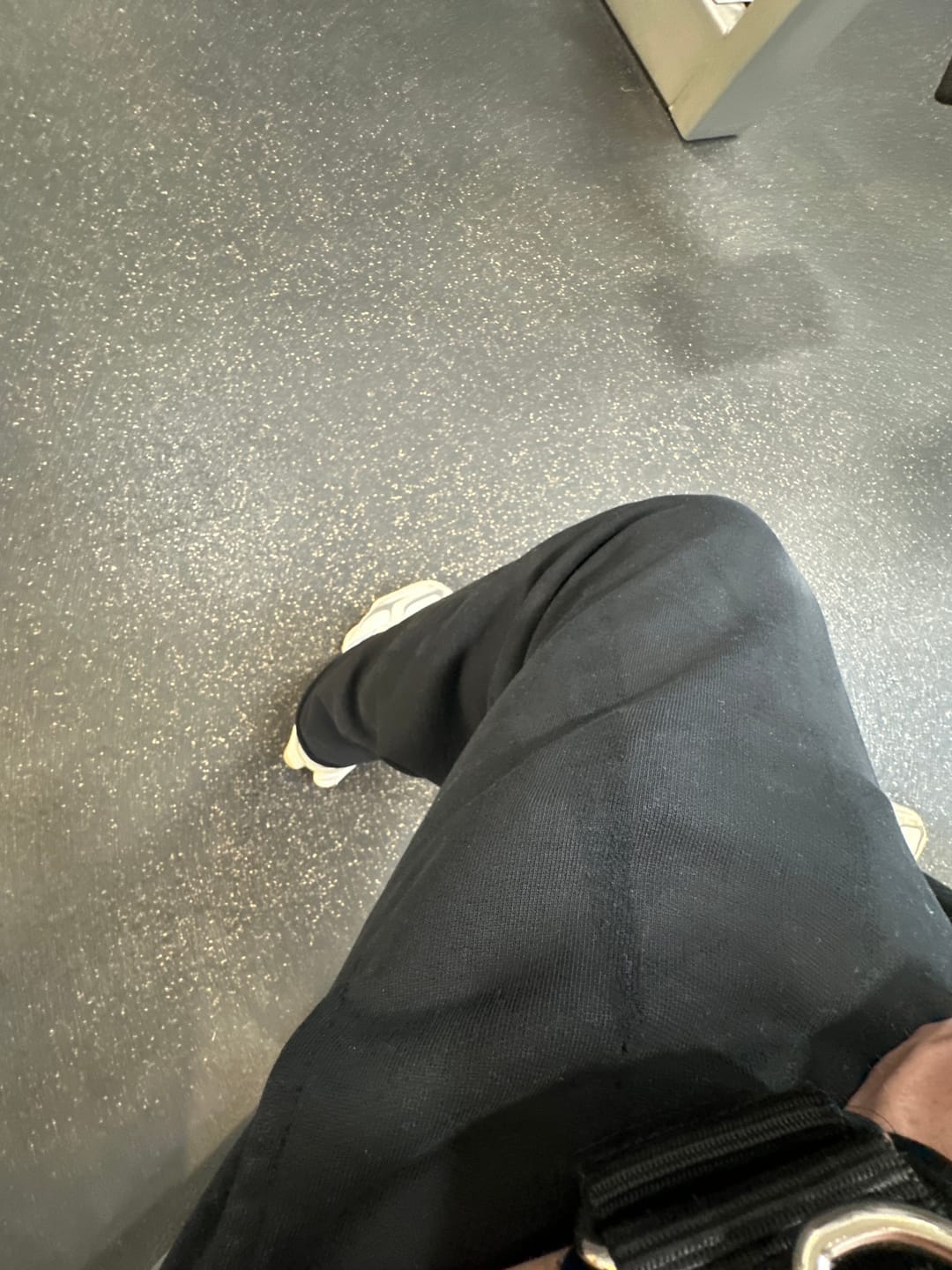Customer photo review of 2144 - Shadow Sweats