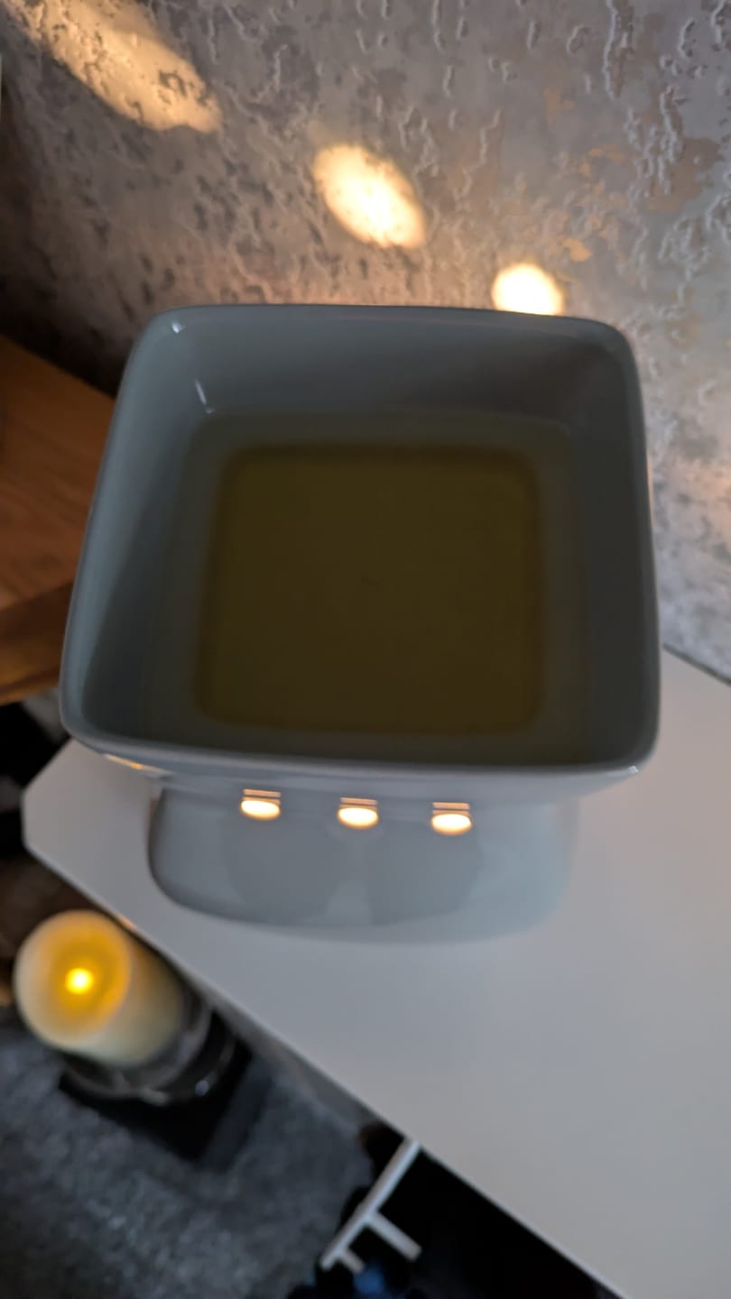 Customer photo review of White Musk & Amber Gel Melt