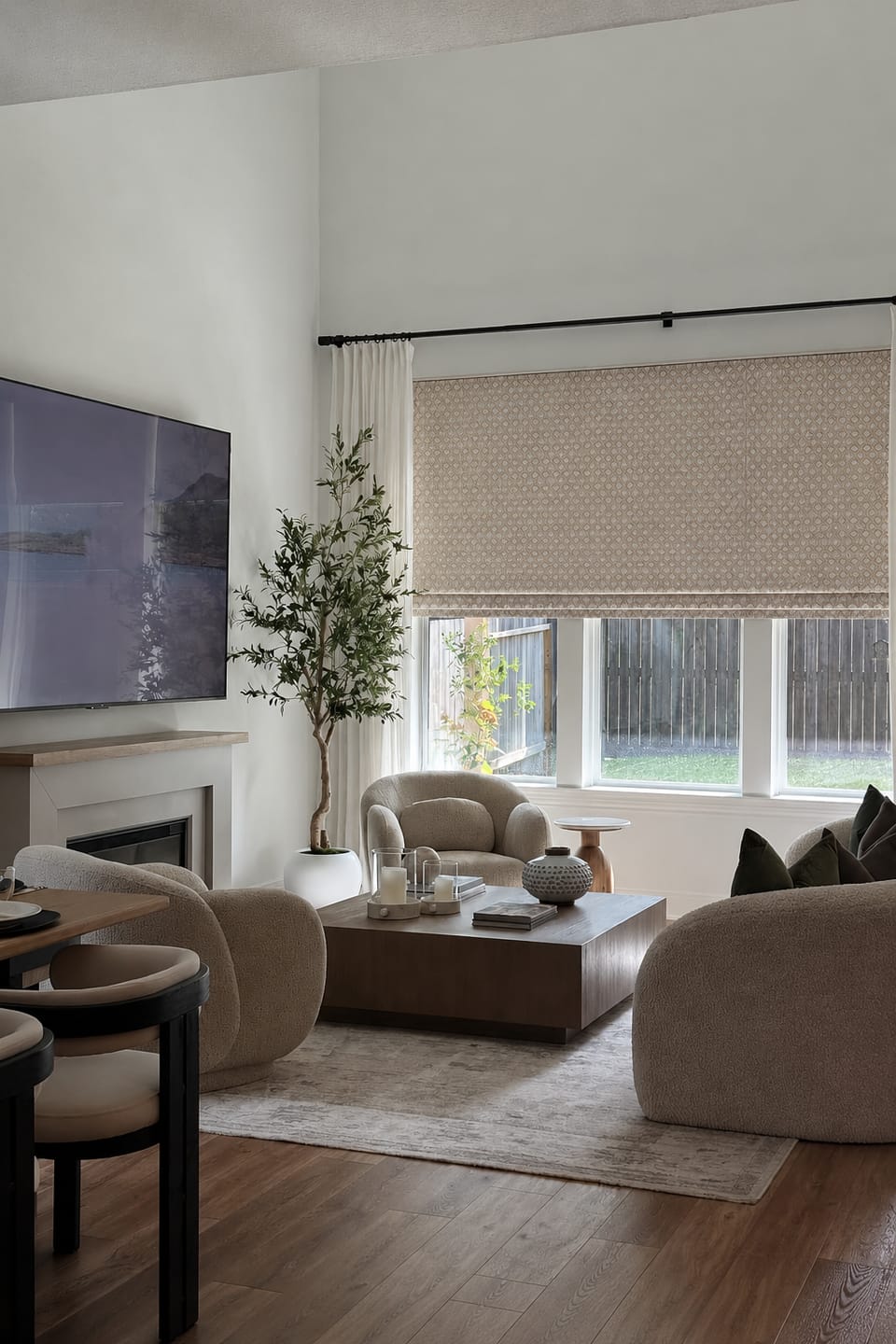 Customer photo review of Sloan Custom Roman Shades