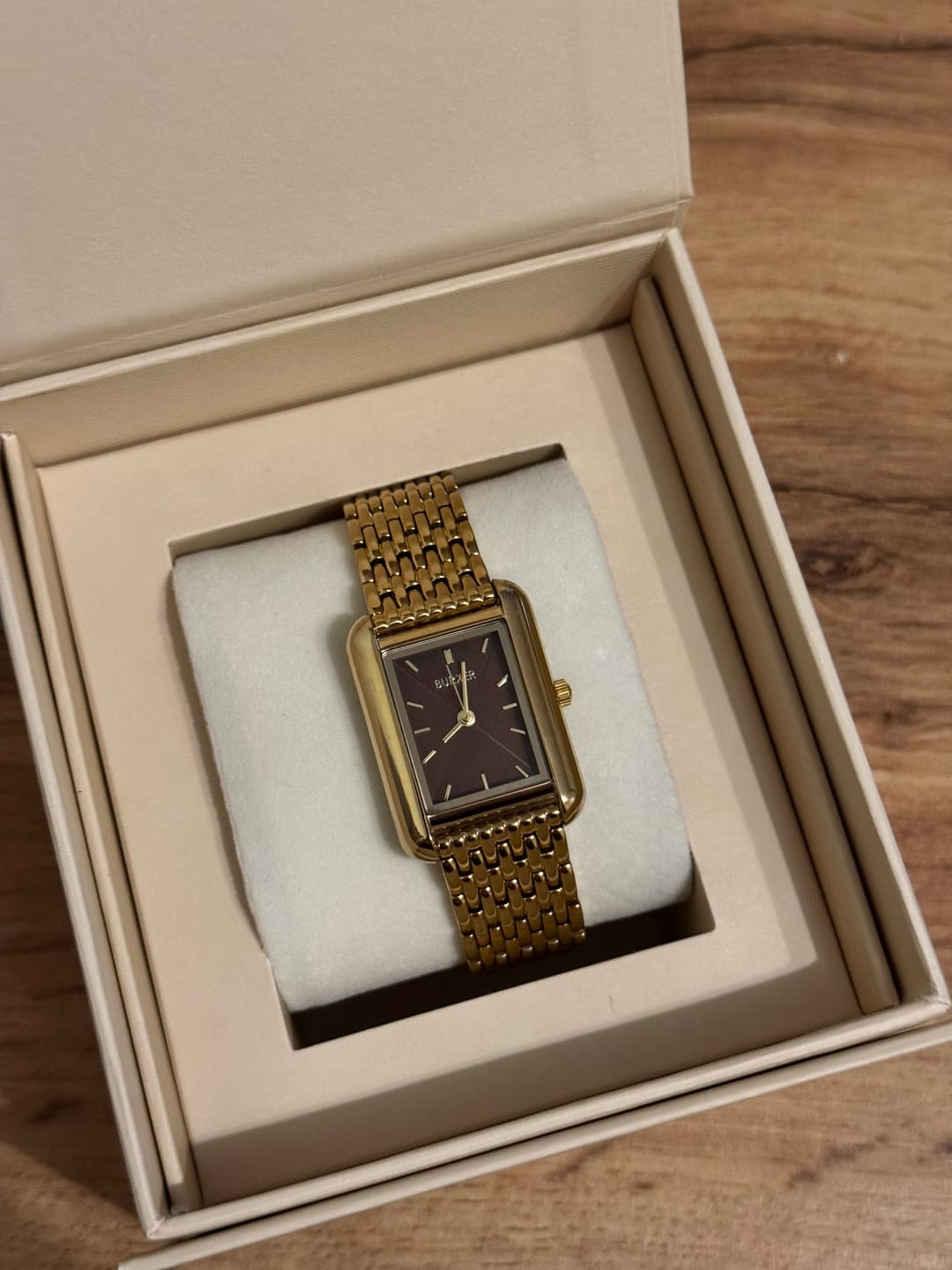 Customer photo review of Olivia Gold Brown