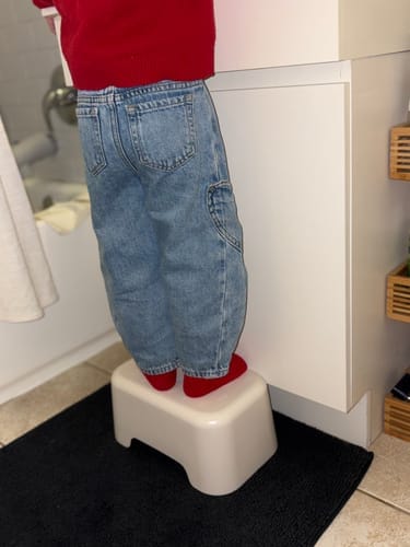 Customer photo review of Kids Step Stool - Off White