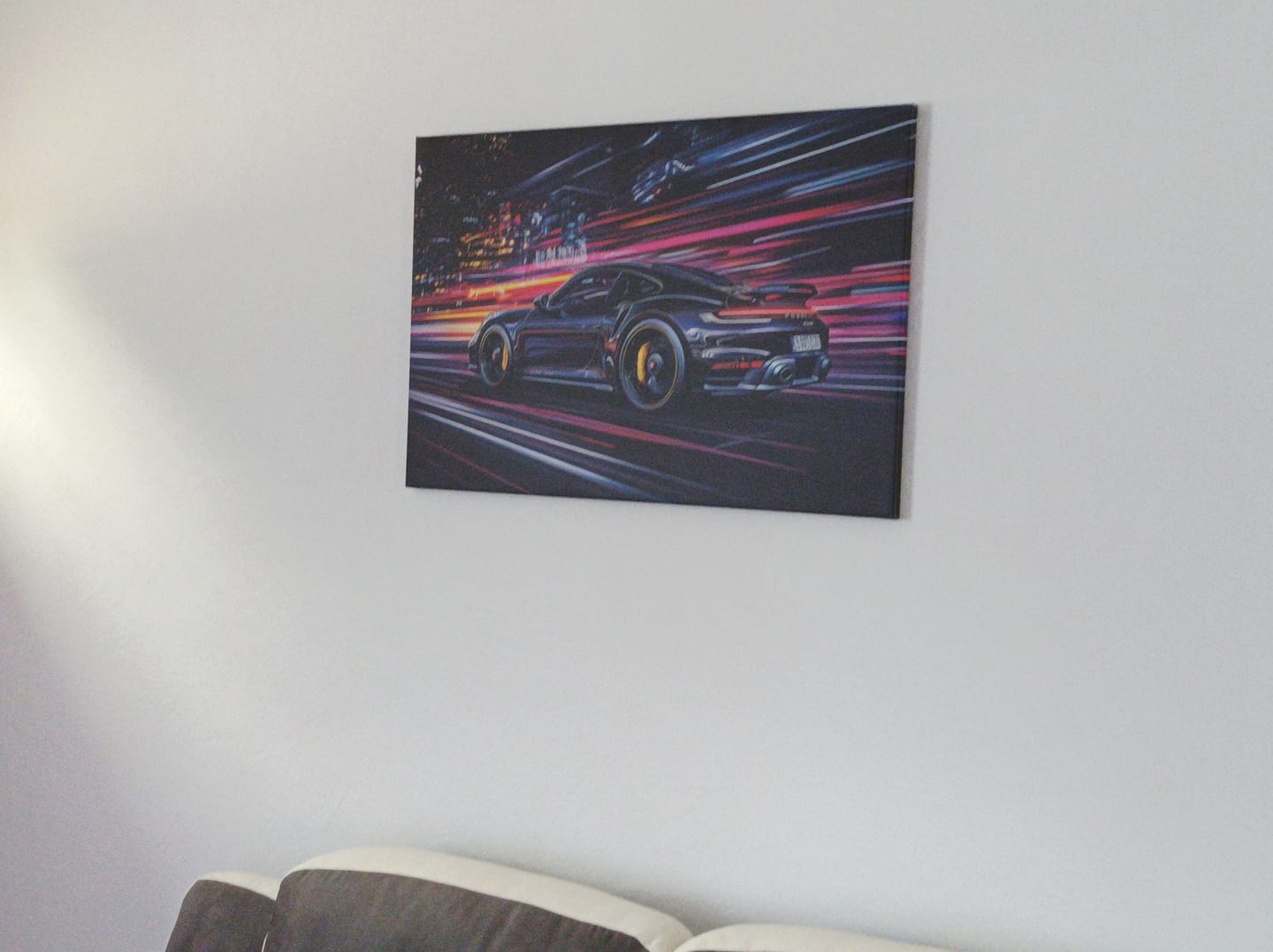 Customer photo review of Tableau Porsche 911 Néon - Déco Murale Design