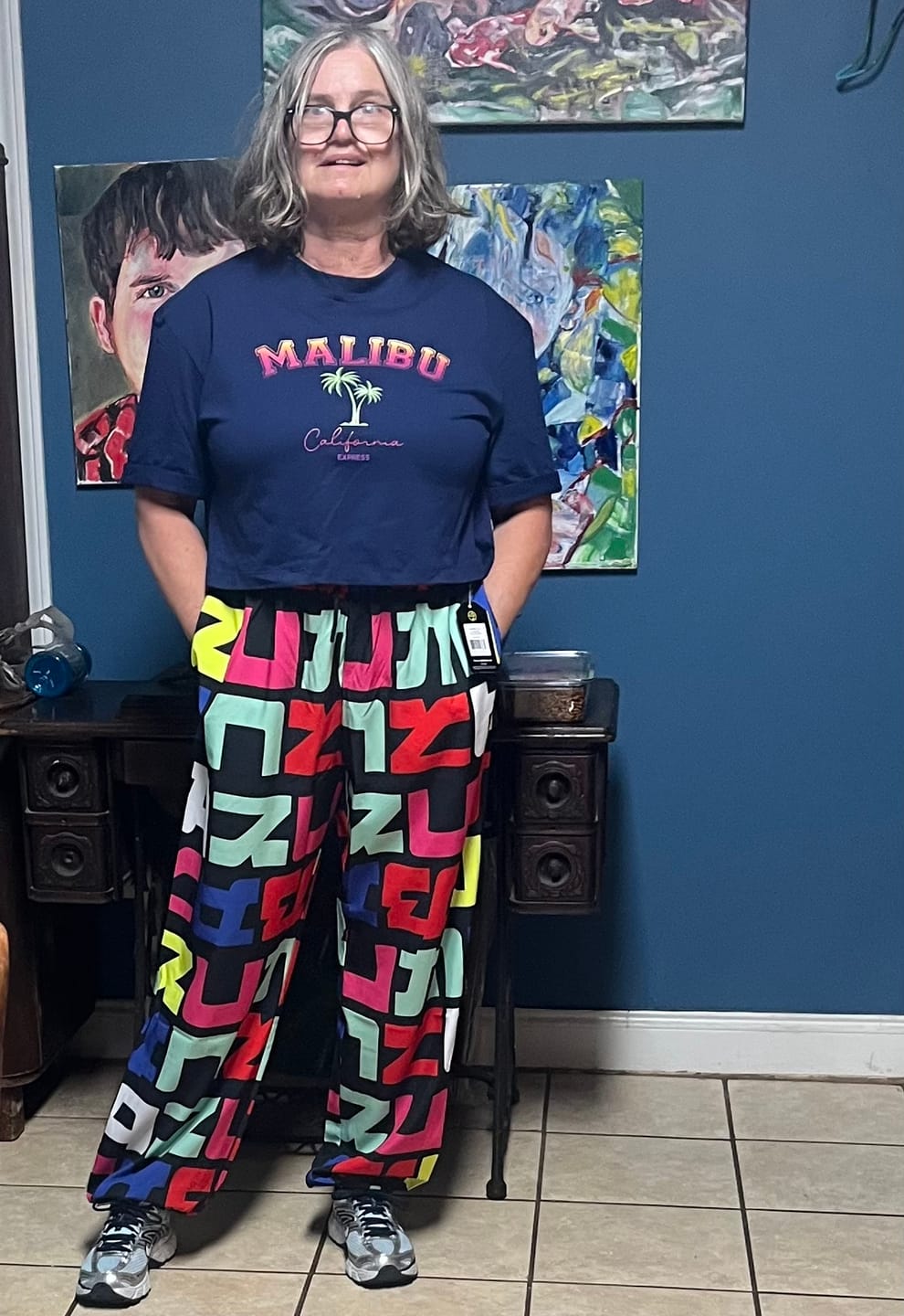 Customer photo review of Eastern Flavor Baggy Woven Pants