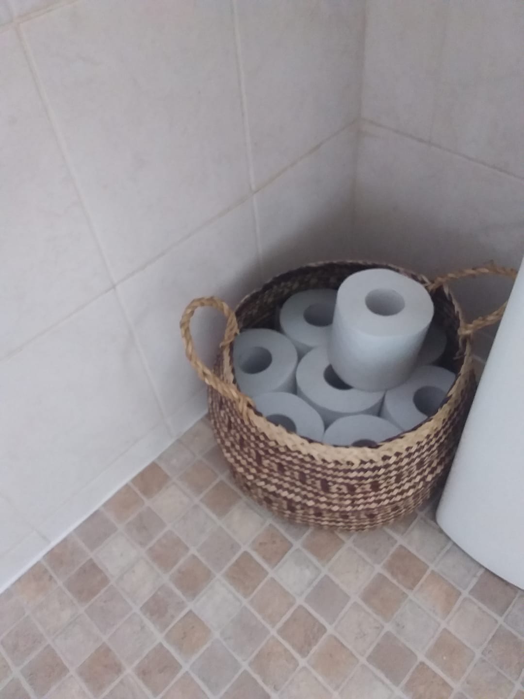 Customer photo review of 100% Recycled Toilet Paper