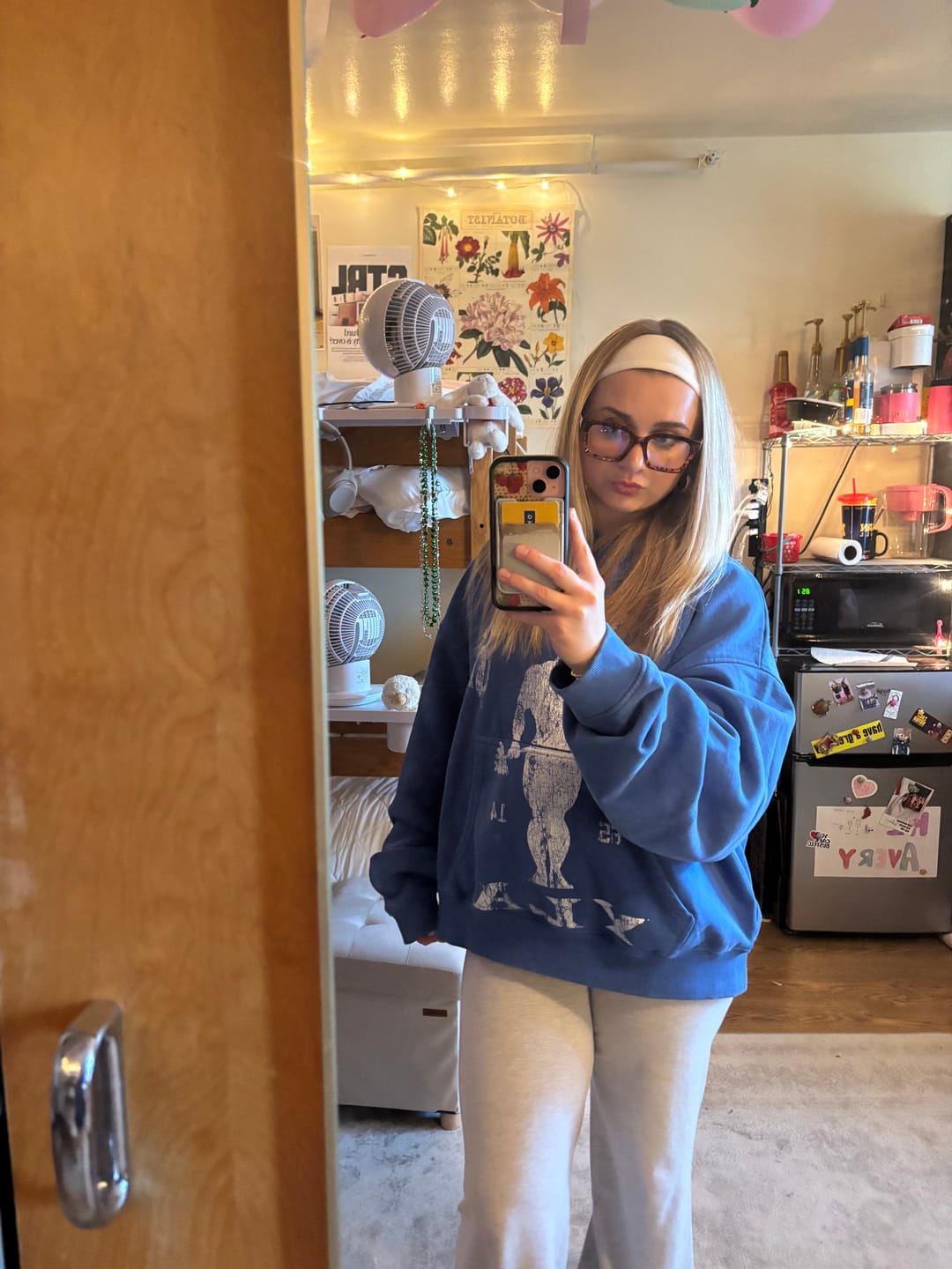 Customer photo review of 5161 - Golds Gym Classic Pullovers