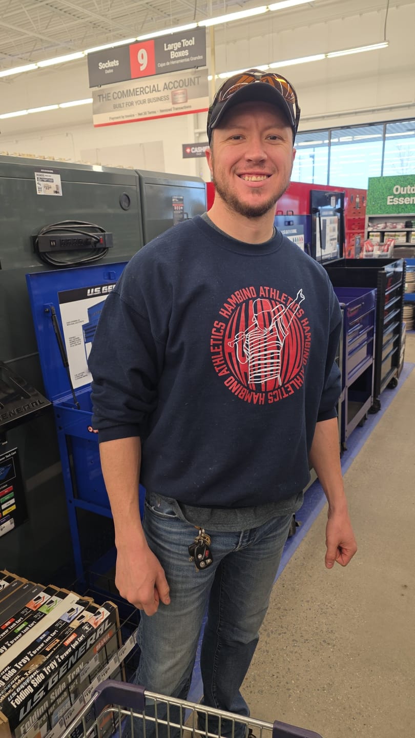 Customer photo review of '90s Sport Crewneck - Navy