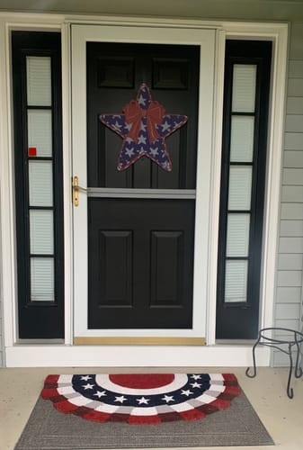 Customer photo review of Patriotic Star with Bow Door Hanger