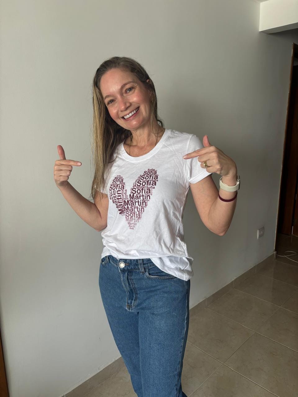 Customer photo review of Camiseta Personalizada CORAÇÃO DE PALAVRAS - Algodão Peruano