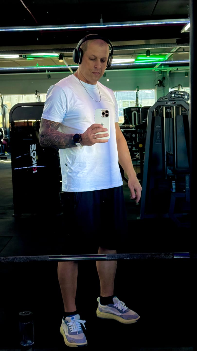 Customer photo review of Camiseta de Treino Tech Aero-Shield (Poliamida com Elastano)