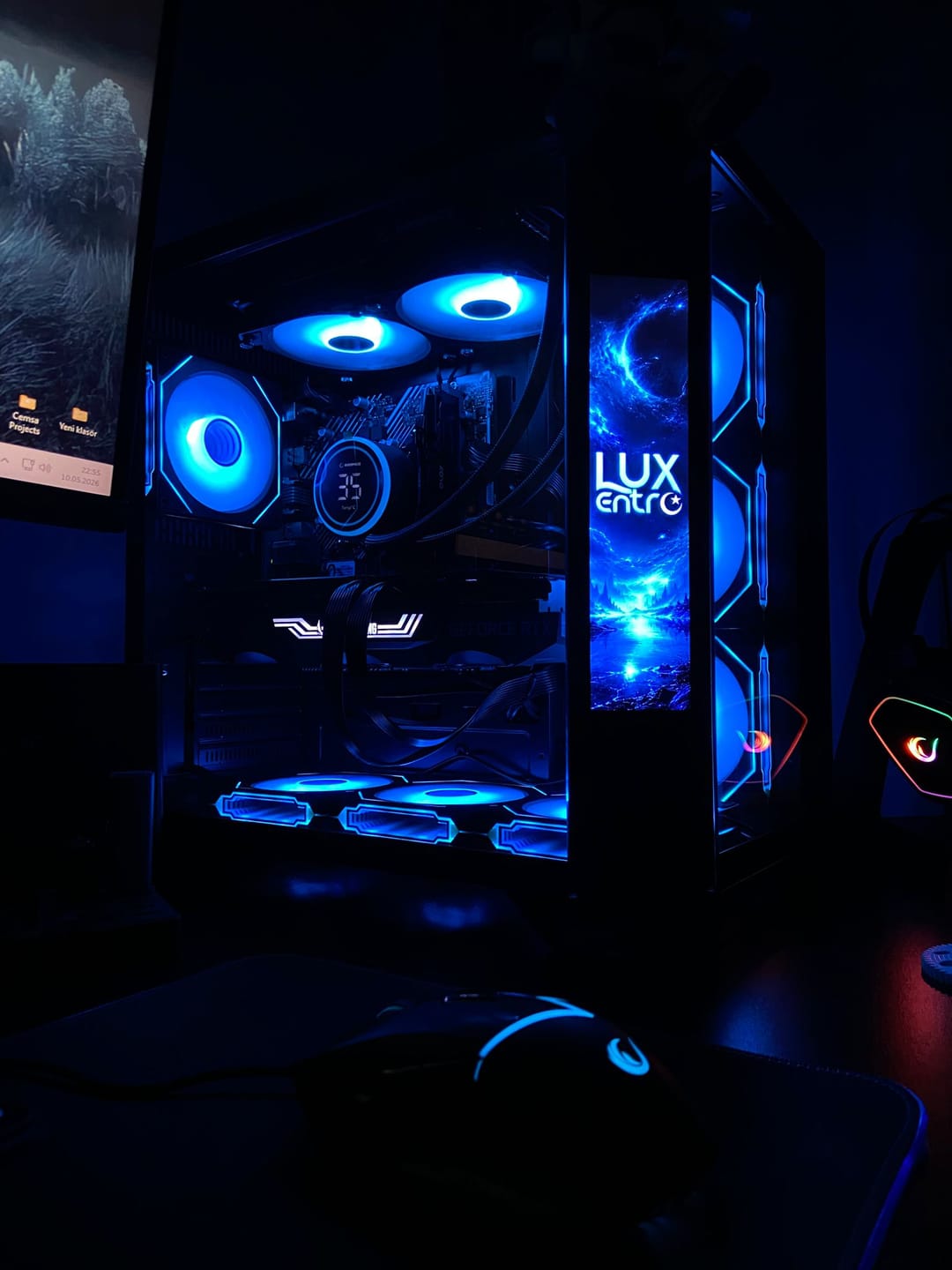 Customer photo review of Nova Lcd Ekranlı 7x12cm ARGB Fan+Kumanda Oyuncu Kasası-Siyah