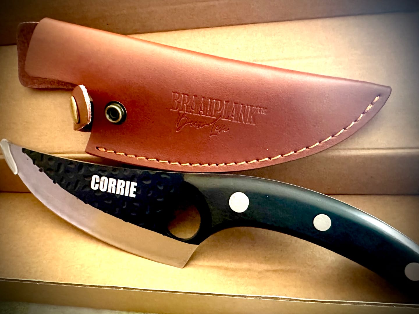 Customer photo review of BRAAIPLANK™ "BEENLEM" HAMMER FORGED BONING KNIFE