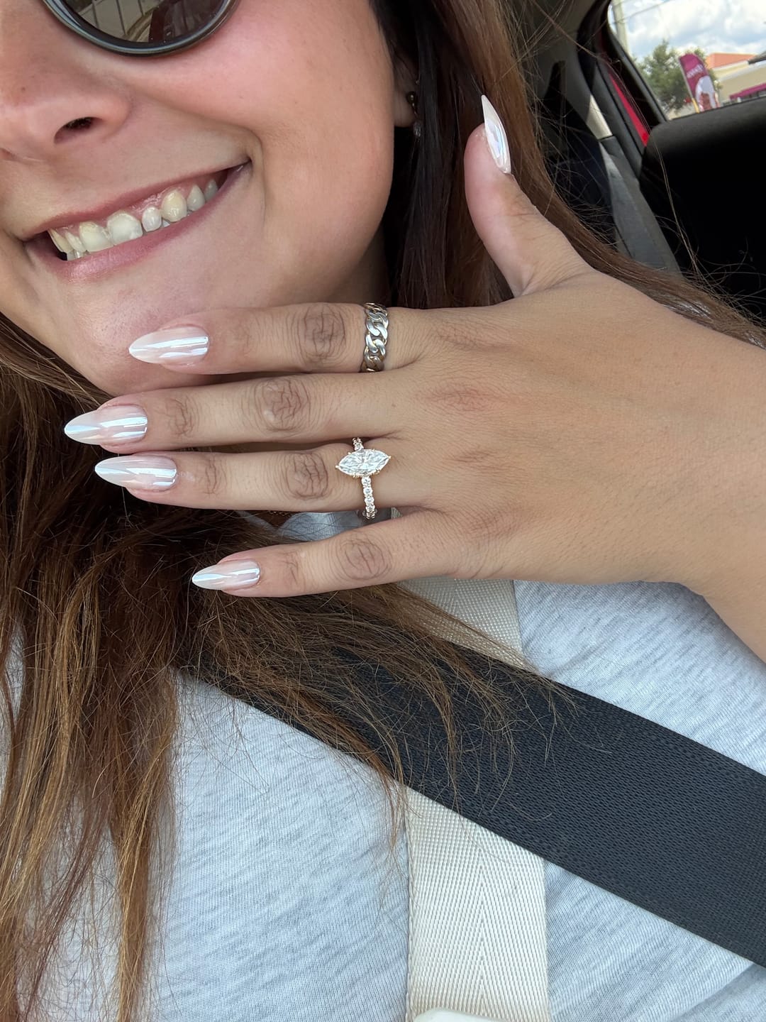 Customer photo review of Moissanite 3.0Ct Marquise Cut Yellow Gold Wedding Ring with Oval Cut Wedding Ring