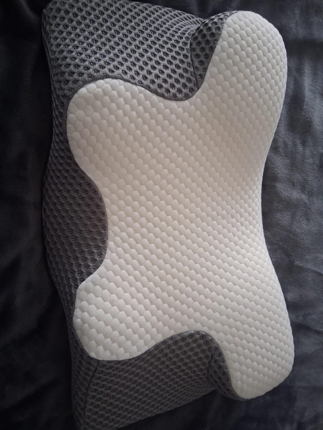 Customer photo review of Breeze® Cervical Pillow - Orthopaedic Contour Shaped Memory Foam | Cooling