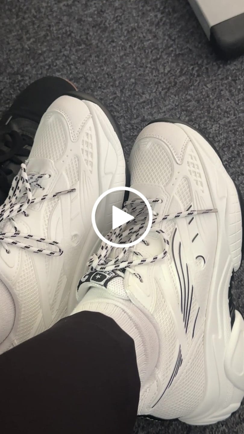 Customer video review of ELEVATESHOES COMFORT