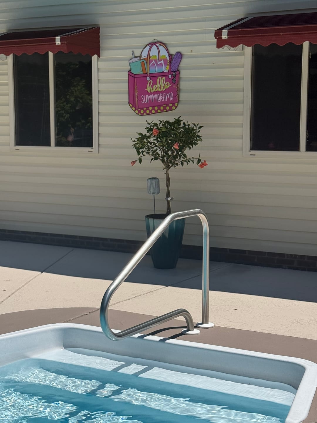 Customer photo review of Hello Summertime Beach Bag Door Hanger
