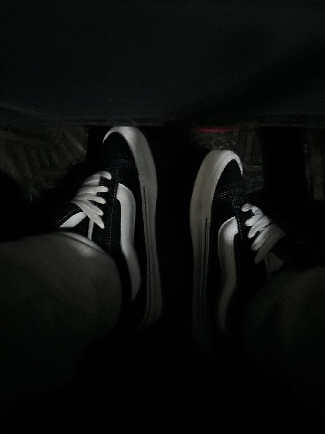 Customer photo review of Zapatilla Vans Knu Skool Unisex Negro