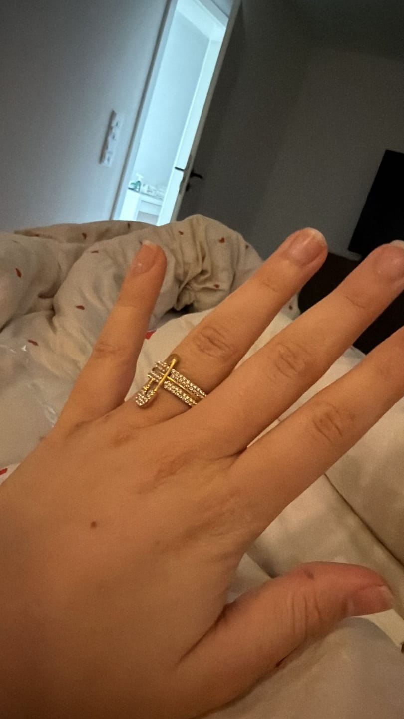 Customer photo review of Pave Flow Safety Ring 14K Vergoldung
