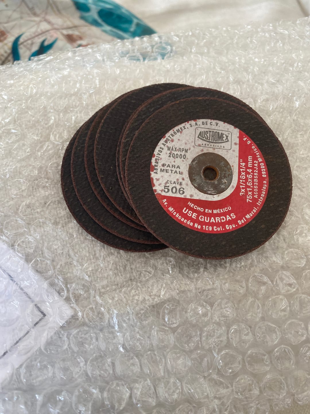 Customer photo review of Austromex 506 Disco para corte de metal de 3" x 1/16" x 1/4"