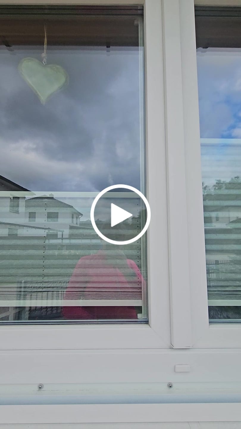 Customer video review of Fliegengitter zum Schieben