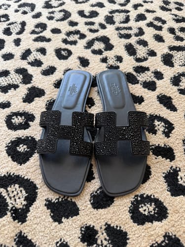 Customer photo review of HM 25 Oran Sandal Black Calfskin Rhinestone