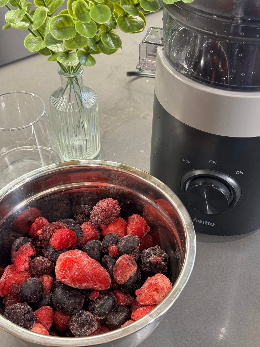 Customer photo review of Aeitto MAX6 EasePress Juicer | Less Prep, Less Cleanup, Filter-Free Easy Clean Design